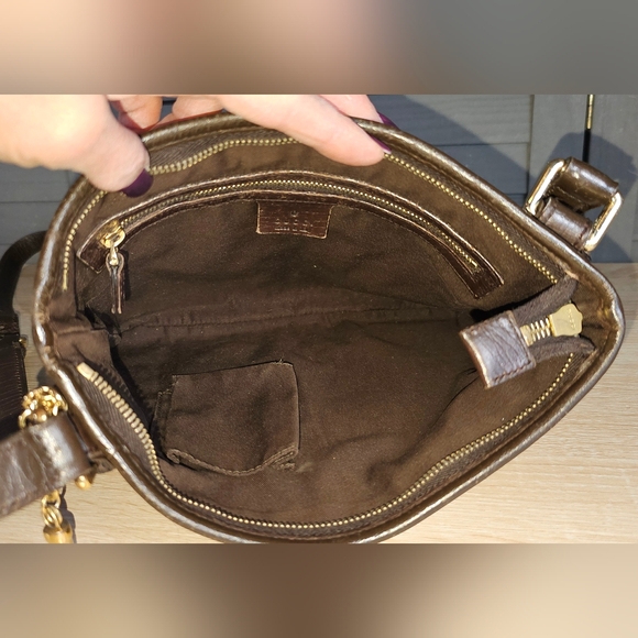 Authentic GUCCI Monogram GG Web Sherry Line Crossbody - Picture 7 of 13